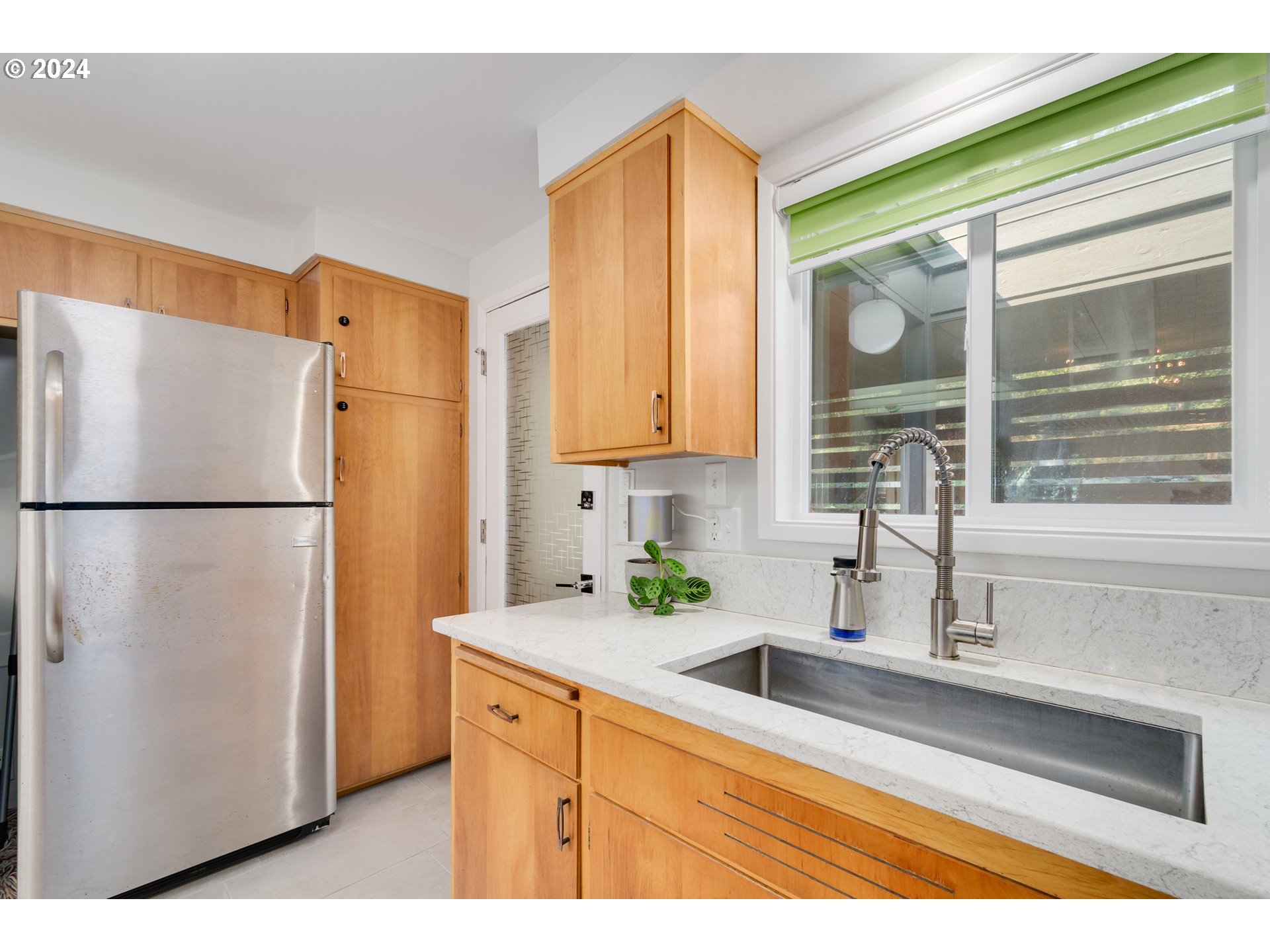 1935 Sylvan Street Eugene, OR 97403 - Photo 16 of 48