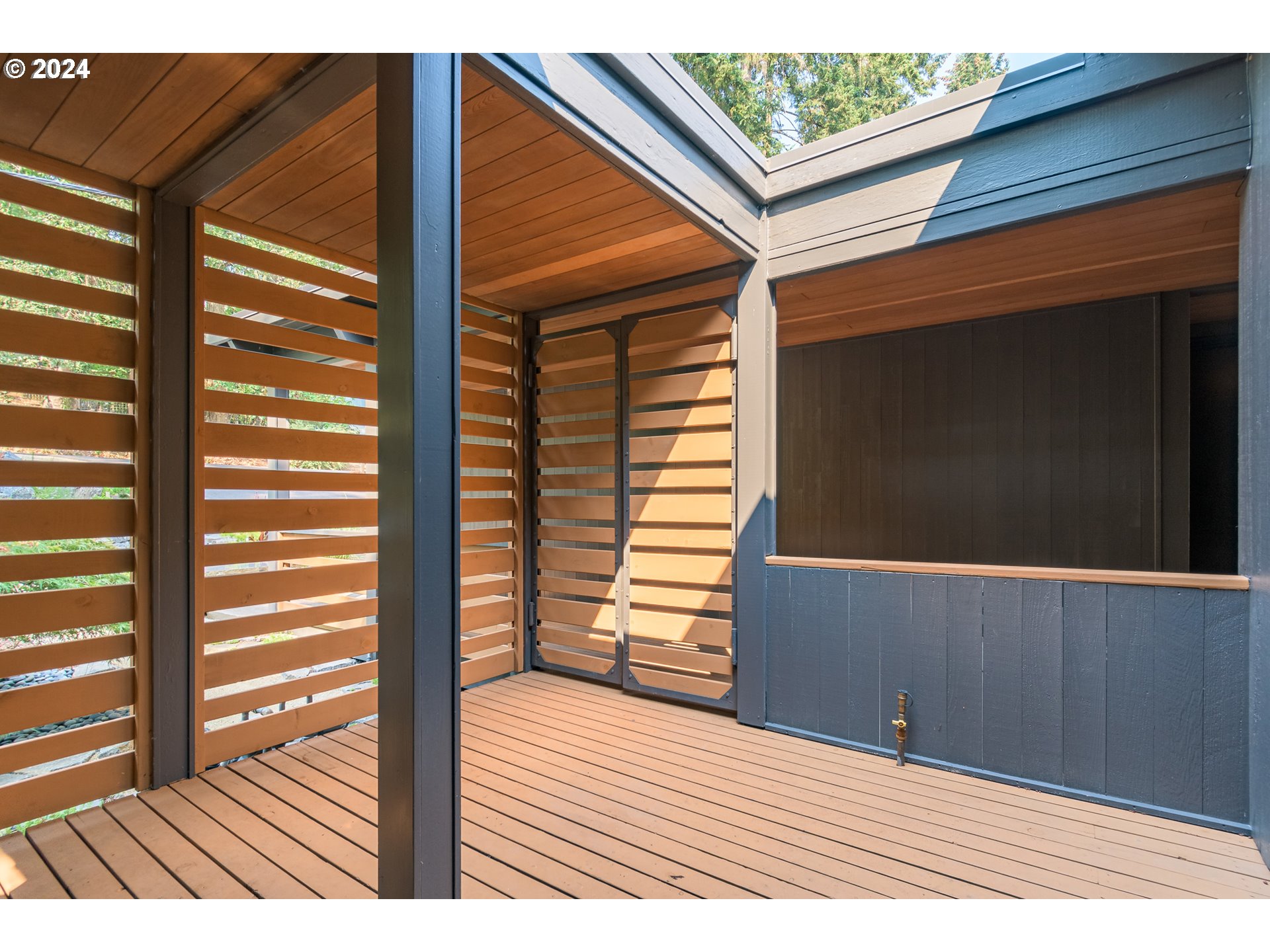 1935 Sylvan Street Eugene, OR 97403 - Photo 18 of 48