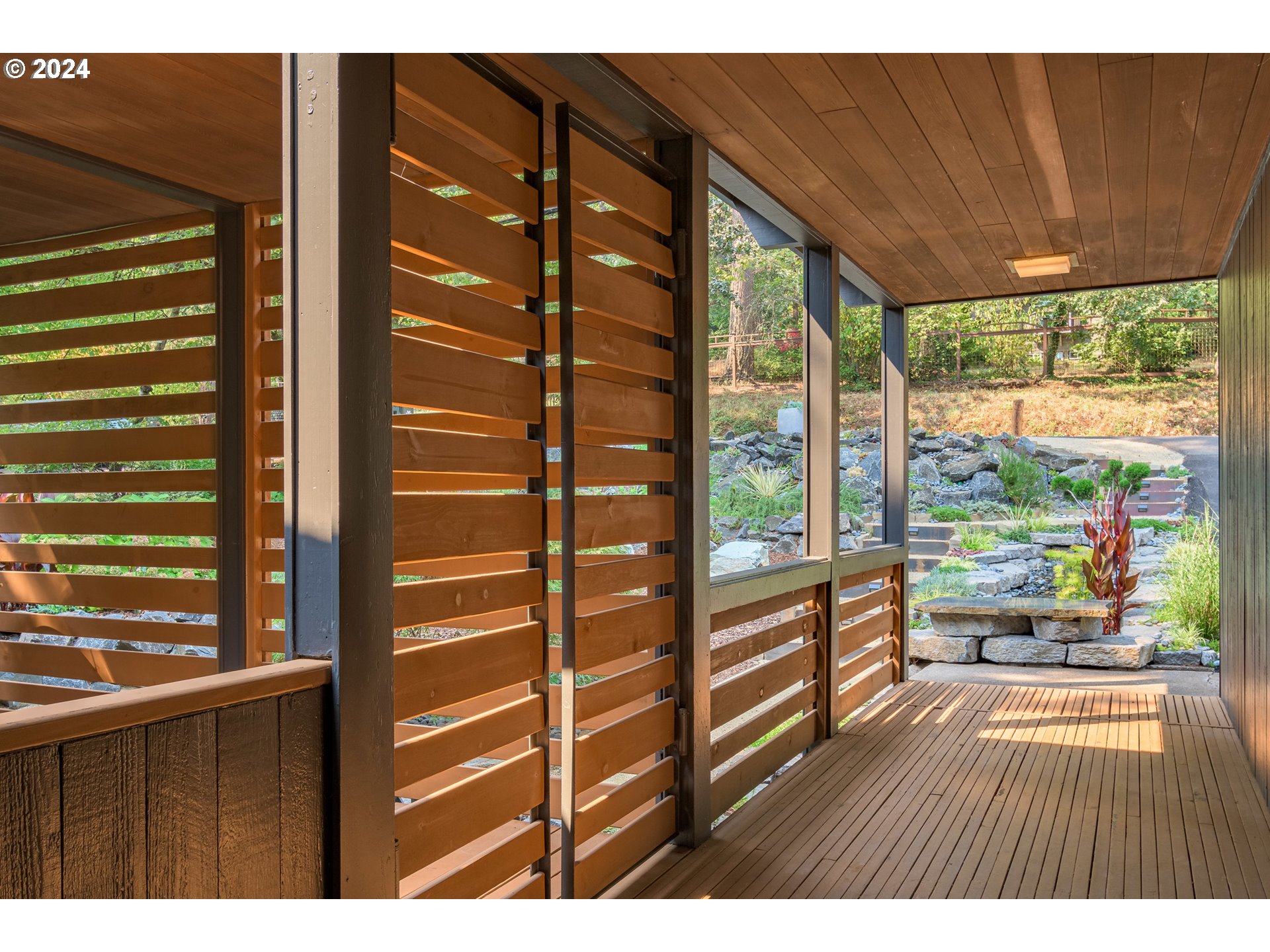 1935 Sylvan Street Eugene, OR 97403 - Photo 19 of 48