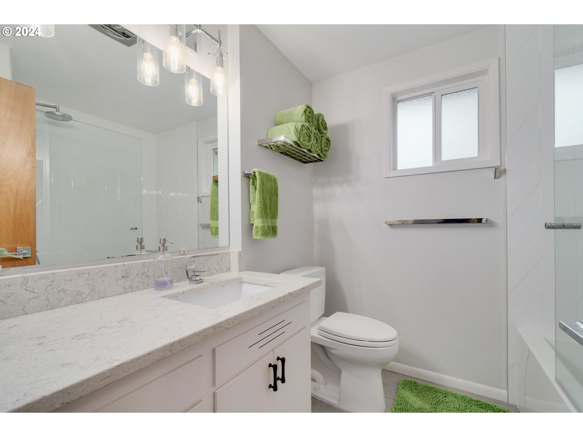 1935 Sylvan Street Eugene, OR 97403 - Photo 26 of 48