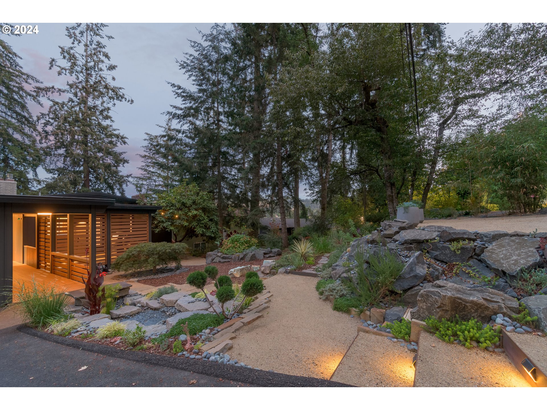 1935 Sylvan Street Eugene, OR 97403 - Photo 45 of 48