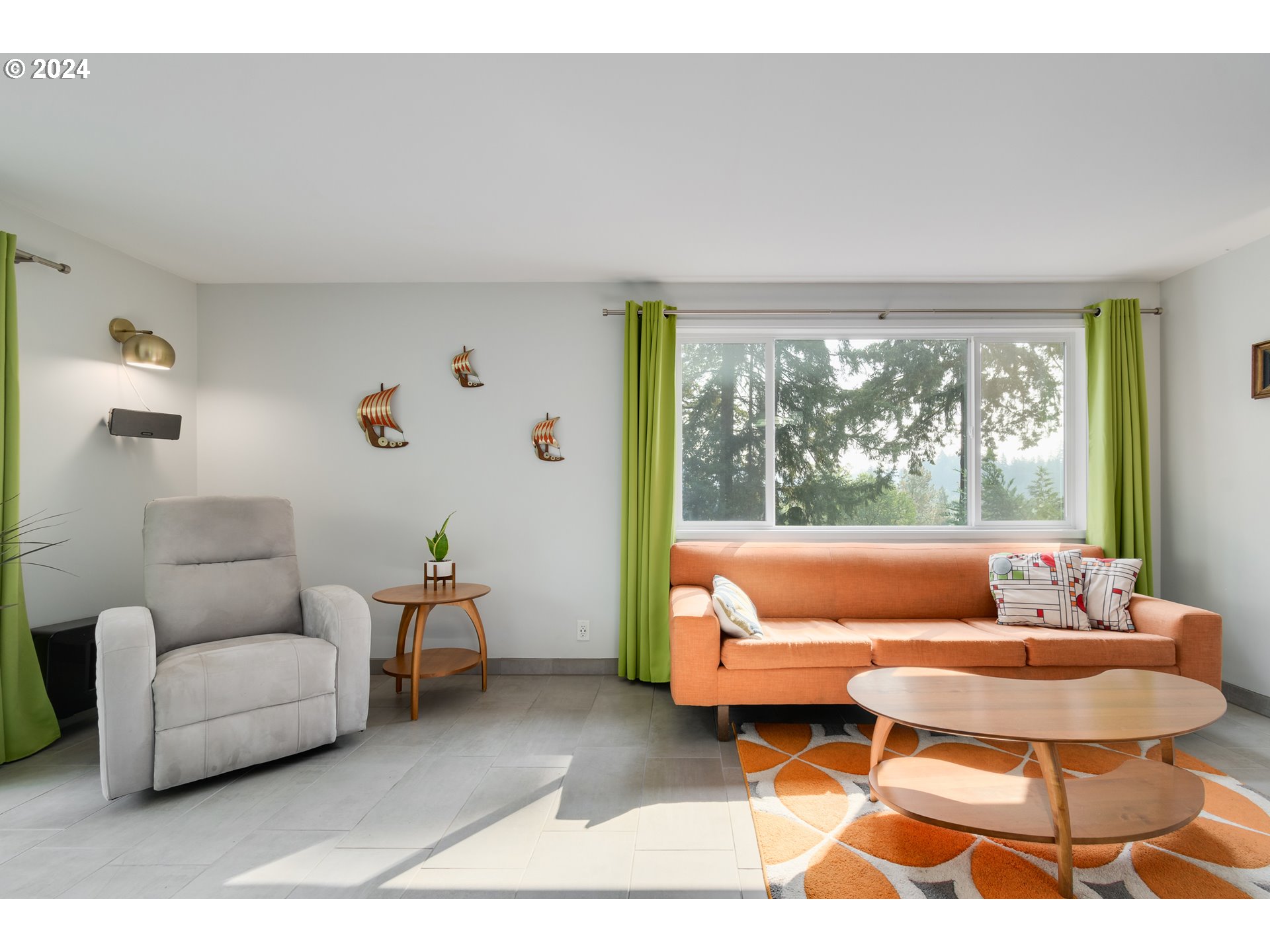 1935 Sylvan Street Eugene, OR 97403 - Photo 7 of 48