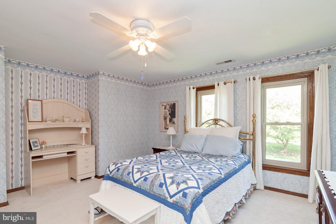 4361 High Ridge Road Haymarket, VA 20169 - Photo 34 of 51 Gallery Image 34