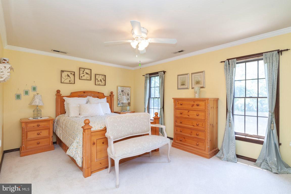 4361 High Ridge Road Haymarket, VA 20169 - Photo 35 of 51 Gallery Image 35