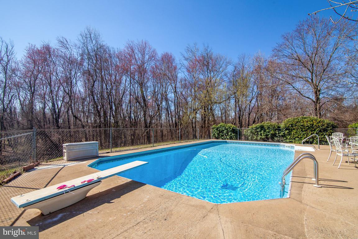 4361 High Ridge Road Haymarket, VA 20169 - Photo 45 of 51 Gallery Image 45
