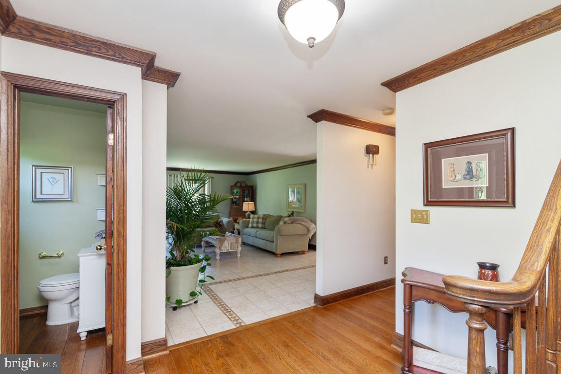 4361 High Ridge Road Haymarket, VA 20169 - Photo 8 of 51 Gallery Image 8