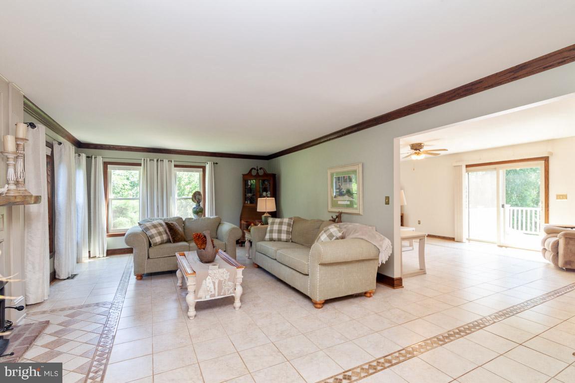 4361 High Ridge Road Haymarket, VA 20169 - Photo 10 of 51 Gallery Image 10
