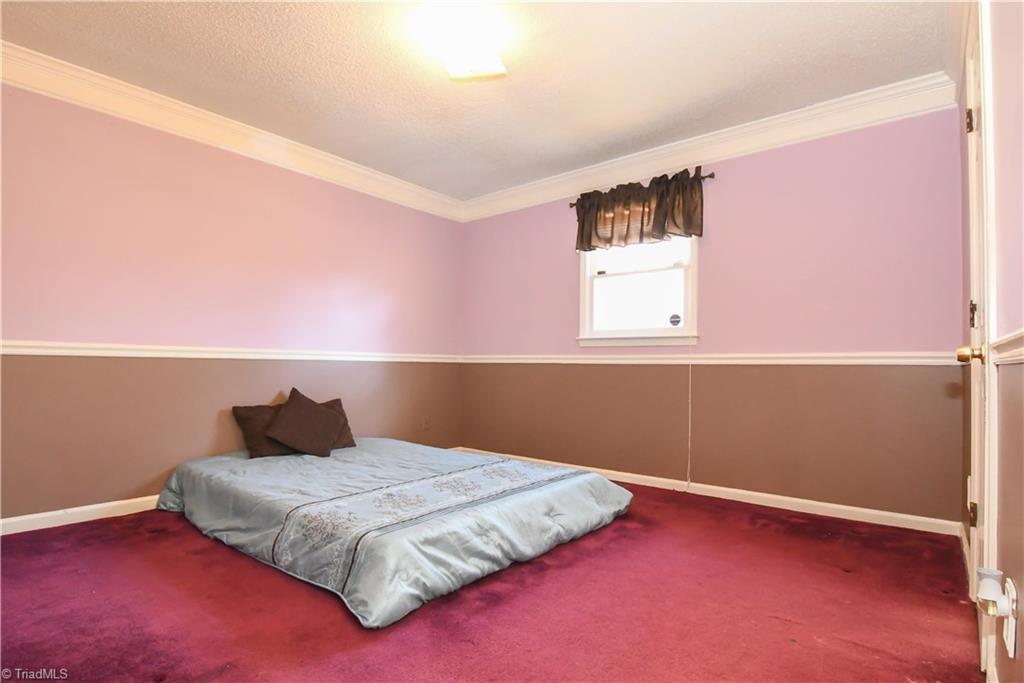 185 Spring Garden Circle High Point, NC 27260 - Photo 10 of 19 Gallery Image 10