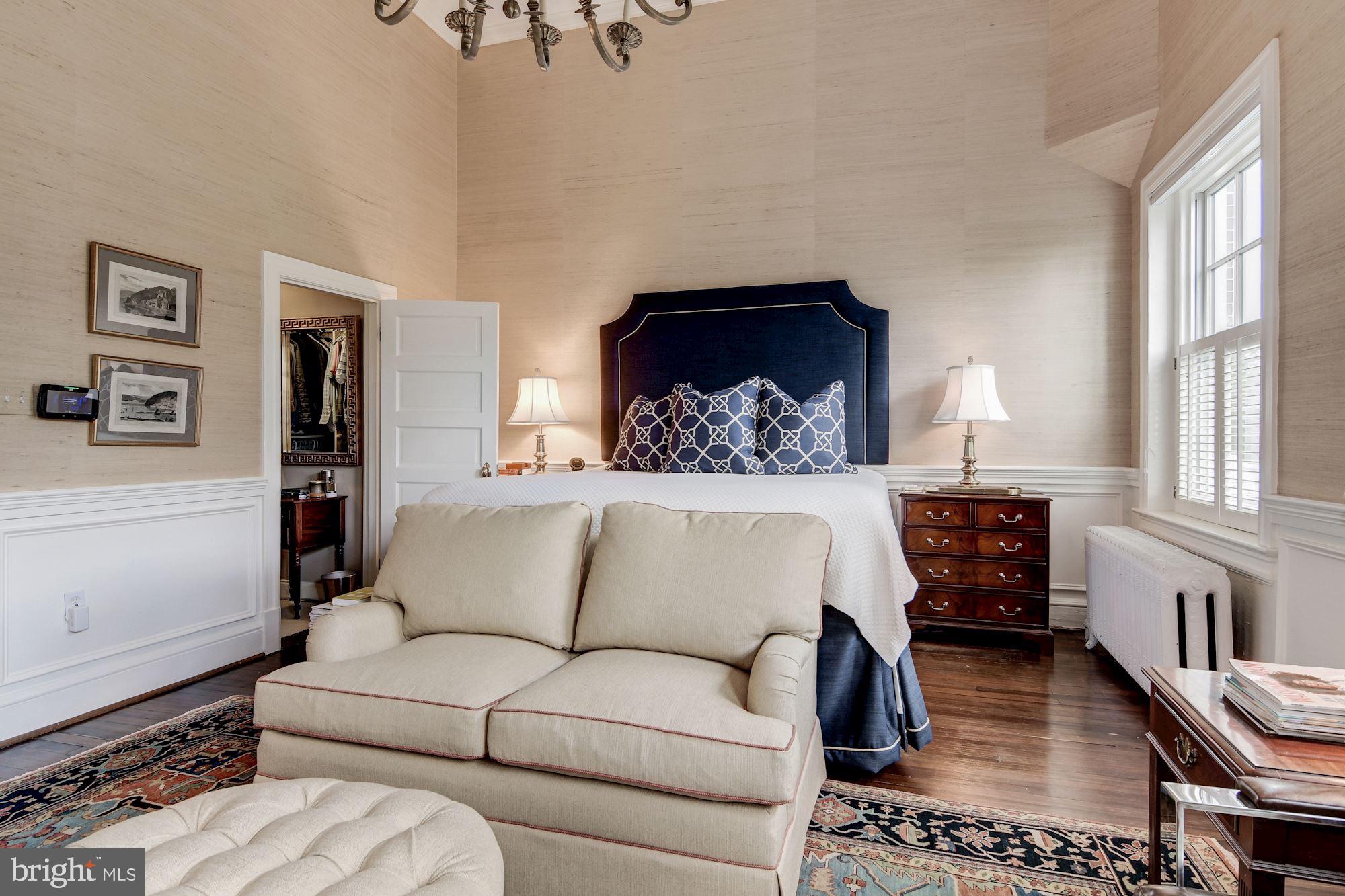 1850 Kalorama Road Northwest, Unit A Washington, DC 20009 - Photo 13 of 35 Master Bedroom