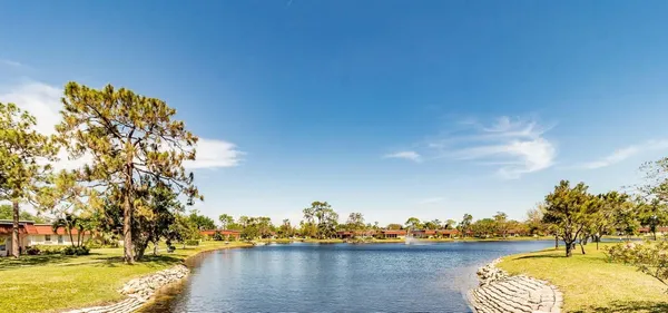 $1,950 | 714 Nantucket Circle, Unit B, Lake Worth, FL 33467