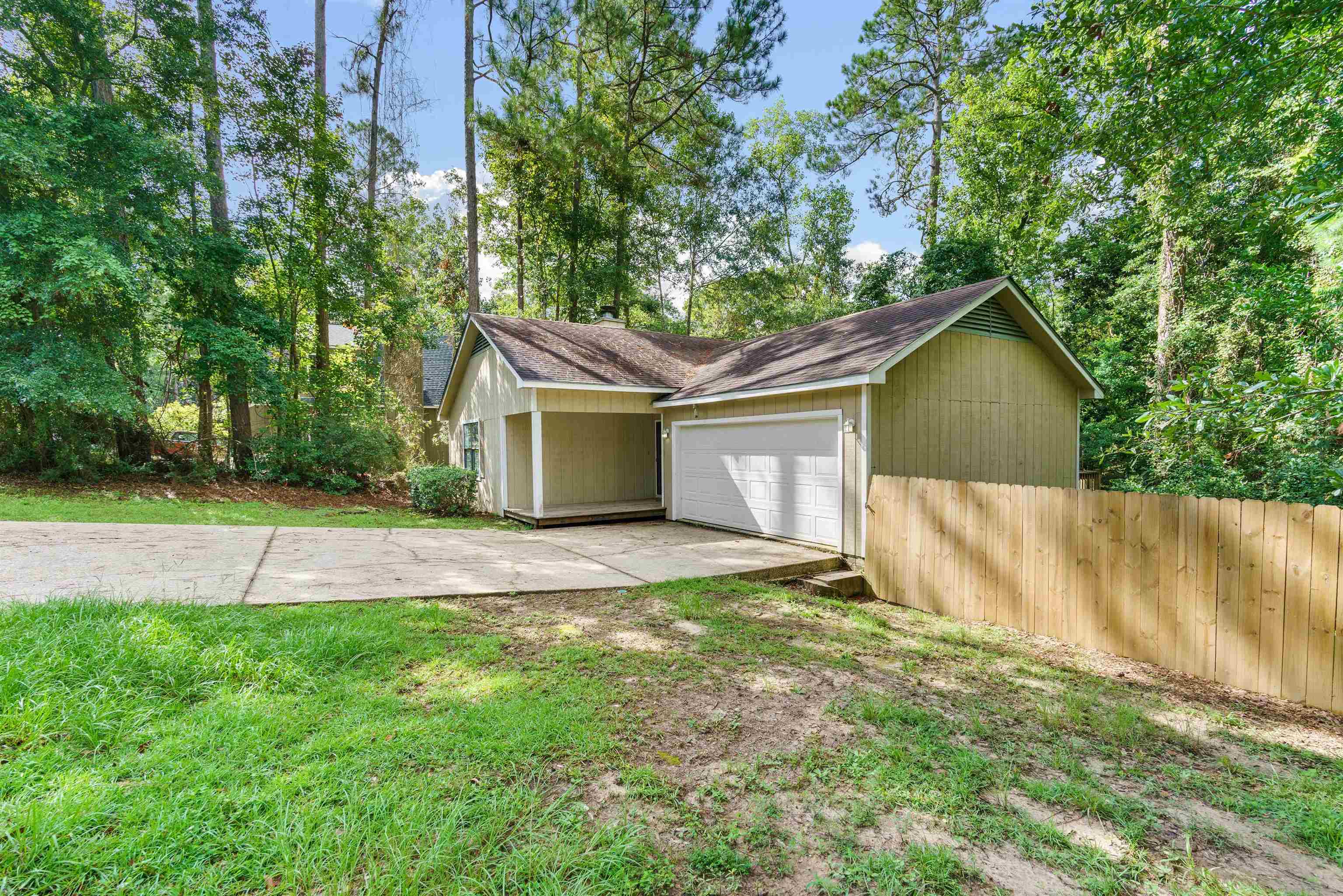 124 Montclair Place Daphne, AL 36526 - Photo 2 of 22