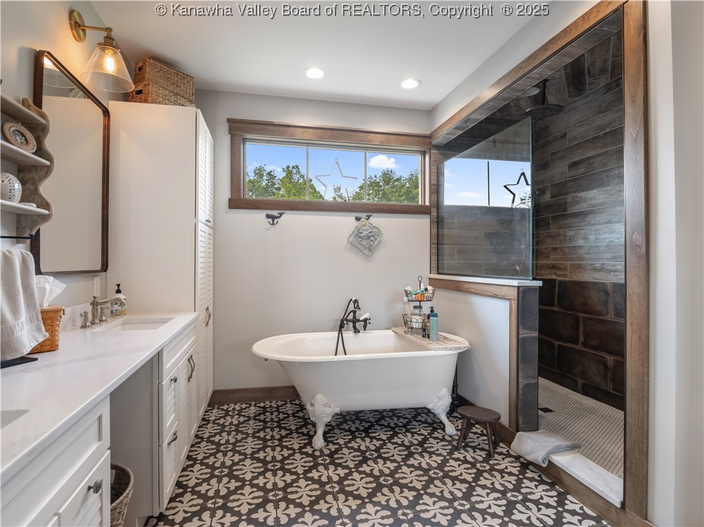 79 Nautical Drive Winfield, WV 25213 - Photo 22 of 45 Gallery Image 22