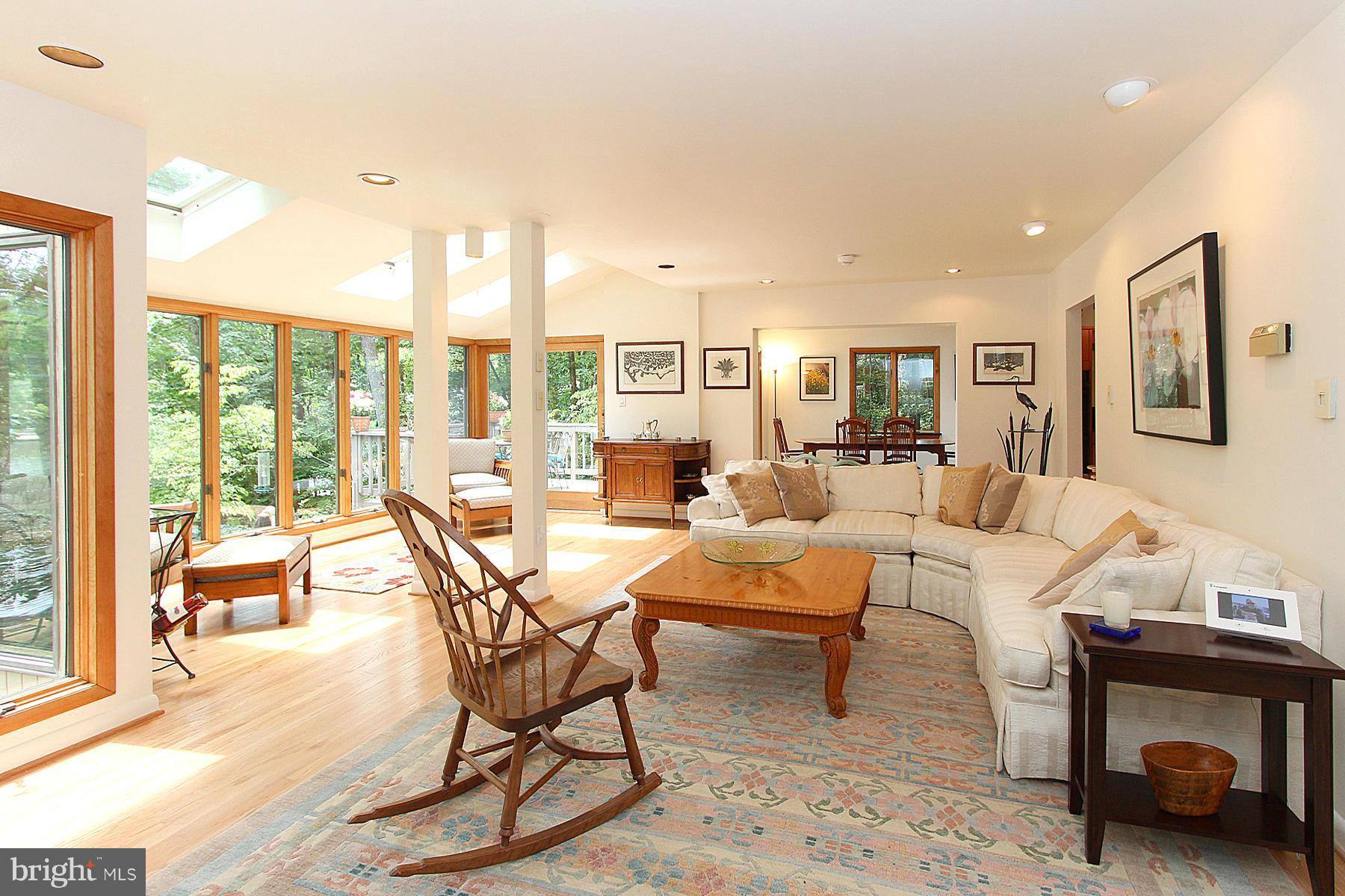 1600 Waters Edge Lane Reston, VA 20190 - Photo 7 of 30 Great Room with Wall Of Windows
