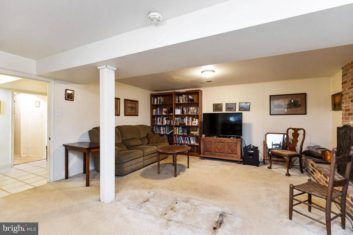 8628 Cromwell Drive Springfield, VA 22151 - Photo 23 of 30 Gallery Image 23