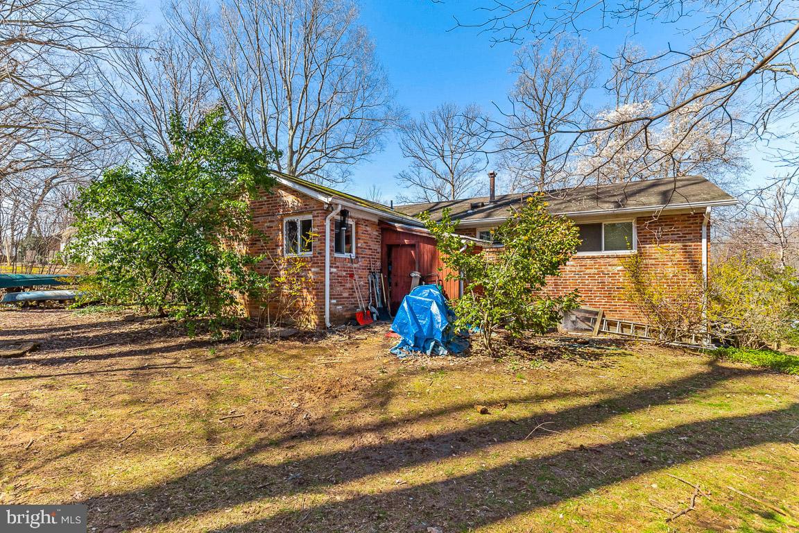 8628 Cromwell Drive Springfield, VA 22151 - Photo 29 of 30 Gallery Image 29