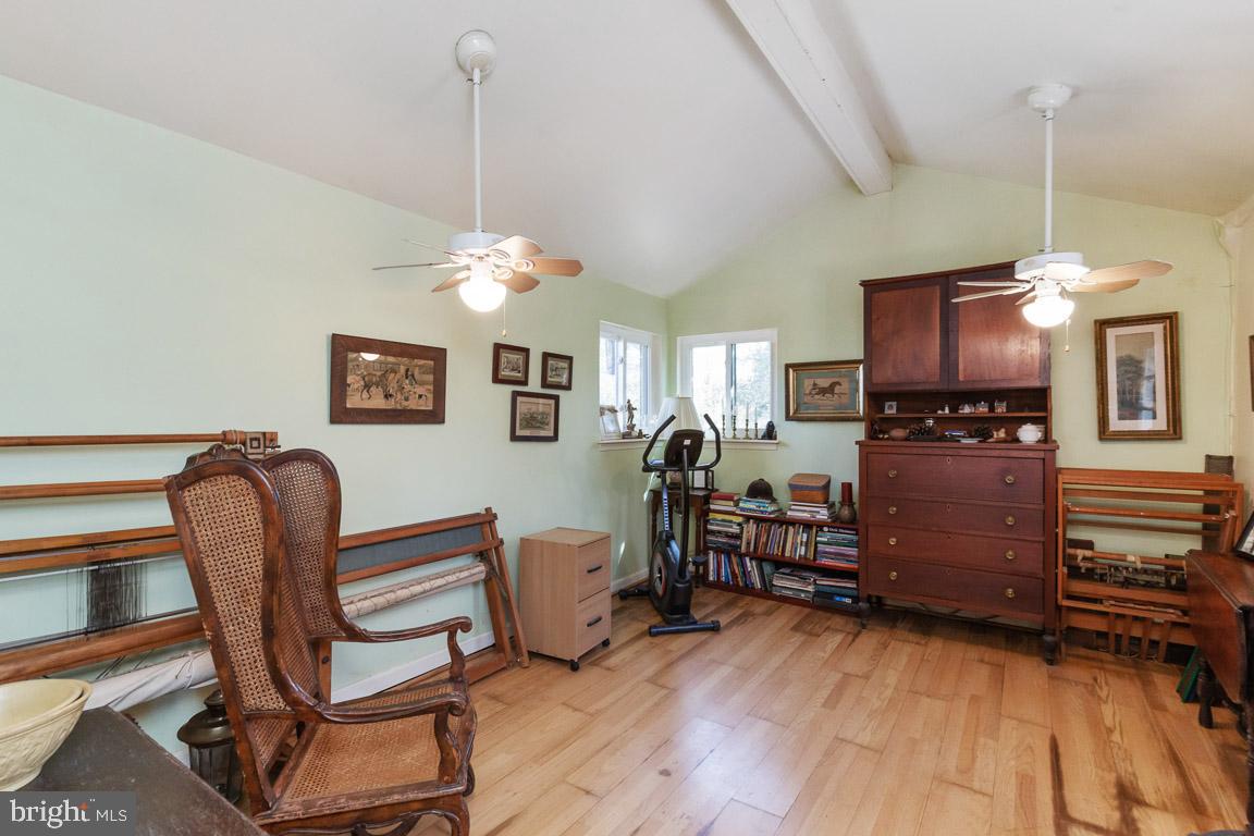 8628 Cromwell Drive Springfield, VA 22151 - Photo 9 of 30 Gallery Image 9