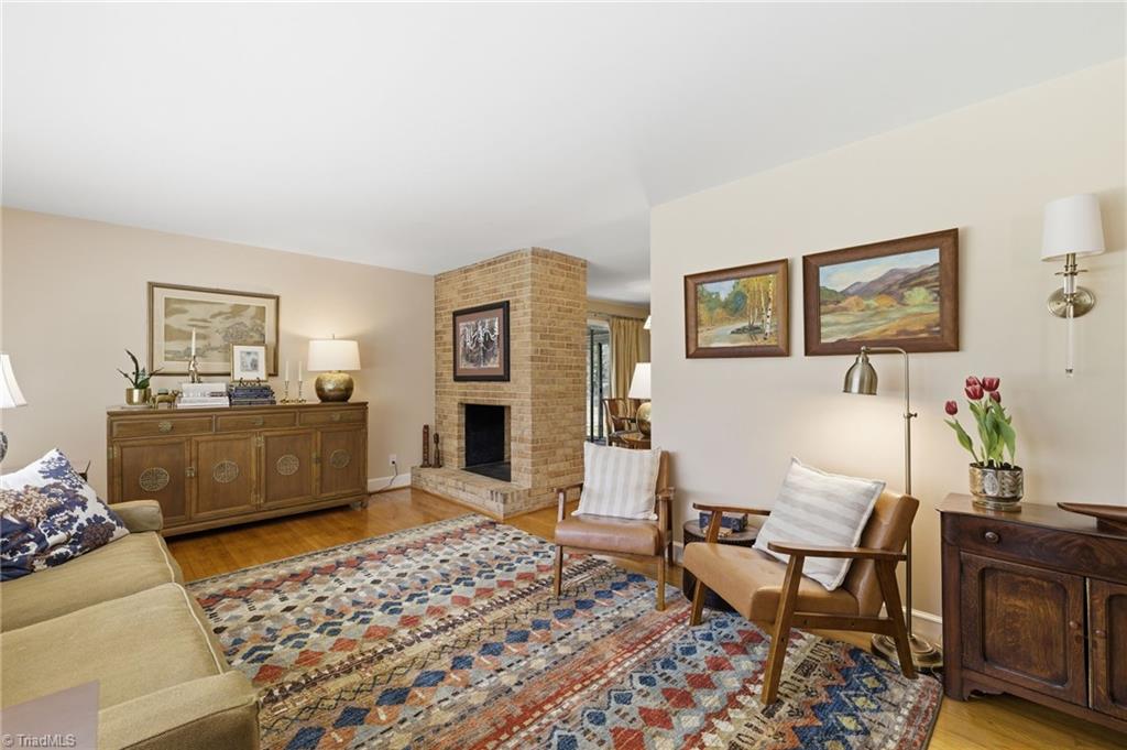 205 Frederick Road Greensboro, NC 27455 - Photo 12 of 49 living room