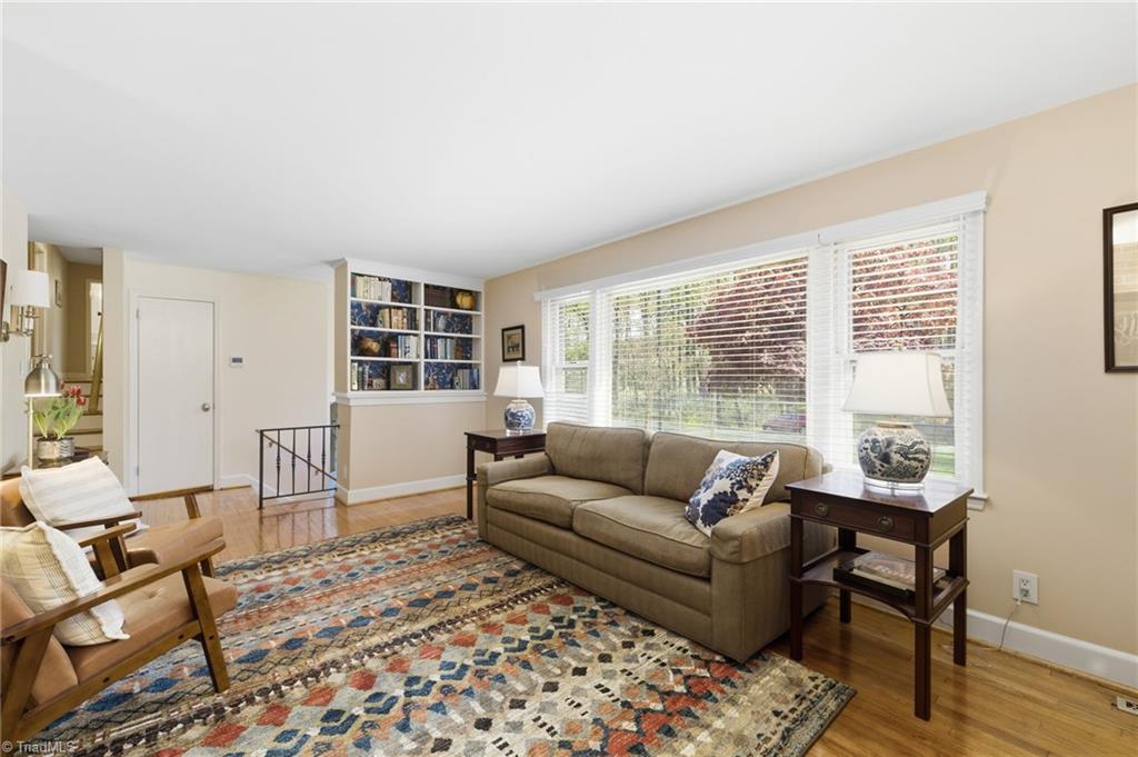 205 Frederick Road Greensboro, NC 27455 - Photo 13 of 49 living room