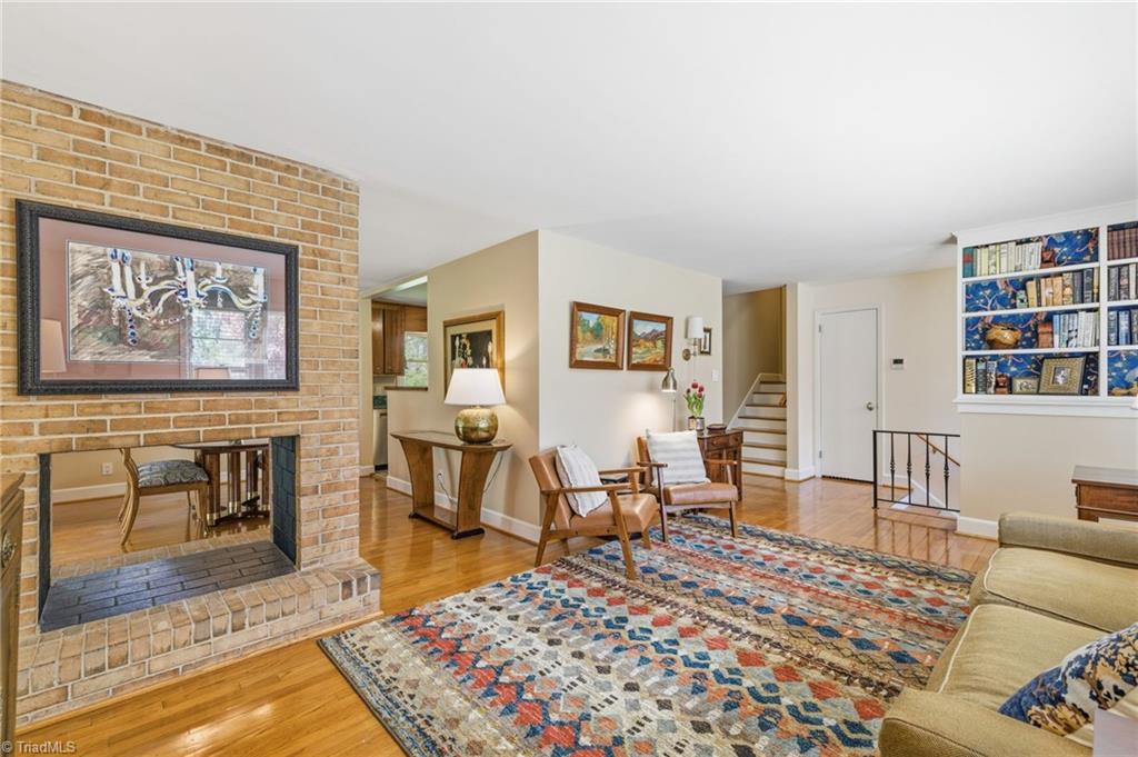 205 Frederick Road Greensboro, NC 27455 - Photo 4 of 49