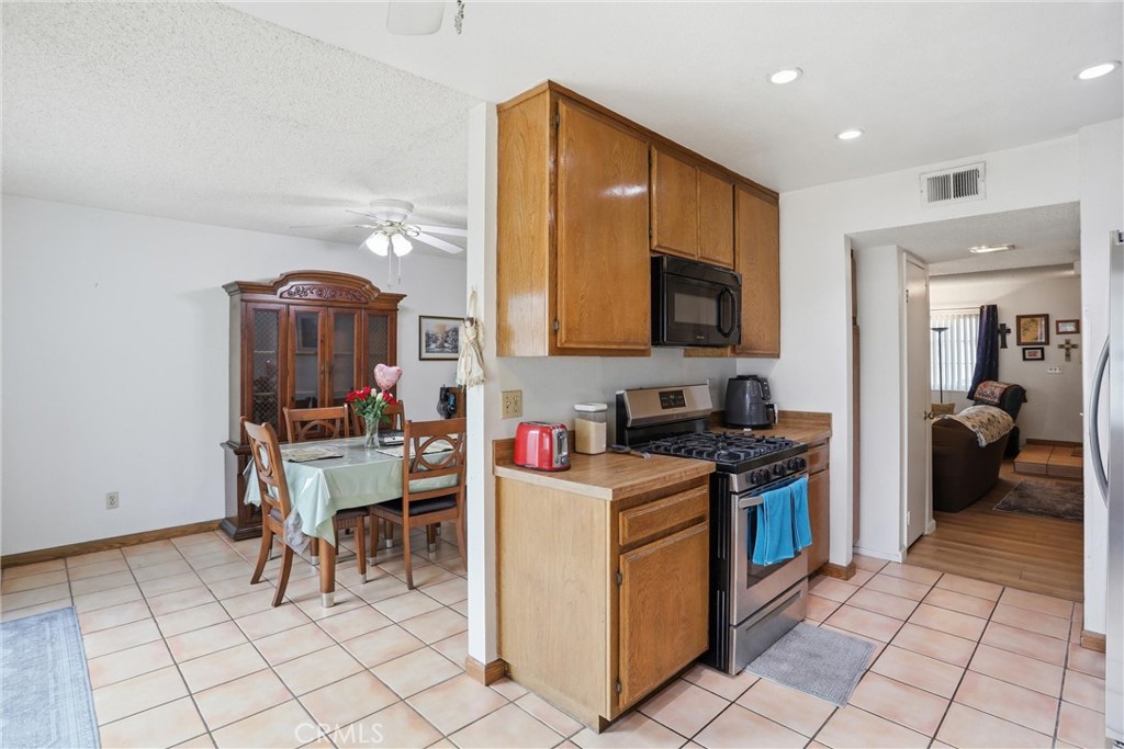 1252 North Citrus Avenue, Unit 2 Covina, CA 91722 - Photo 10 of 34