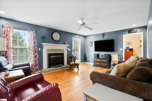 $457,900 | 428 Grazing Ridge Lane, Moore, SC 29369