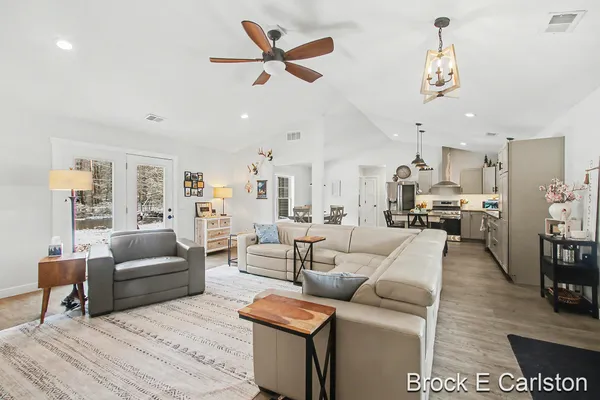 $559,900 | 19200 Glendale Circle, Spring Lake, MI 49456