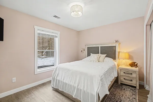 $559,900 | 19200 Glendale Circle, Spring Lake, MI 49456