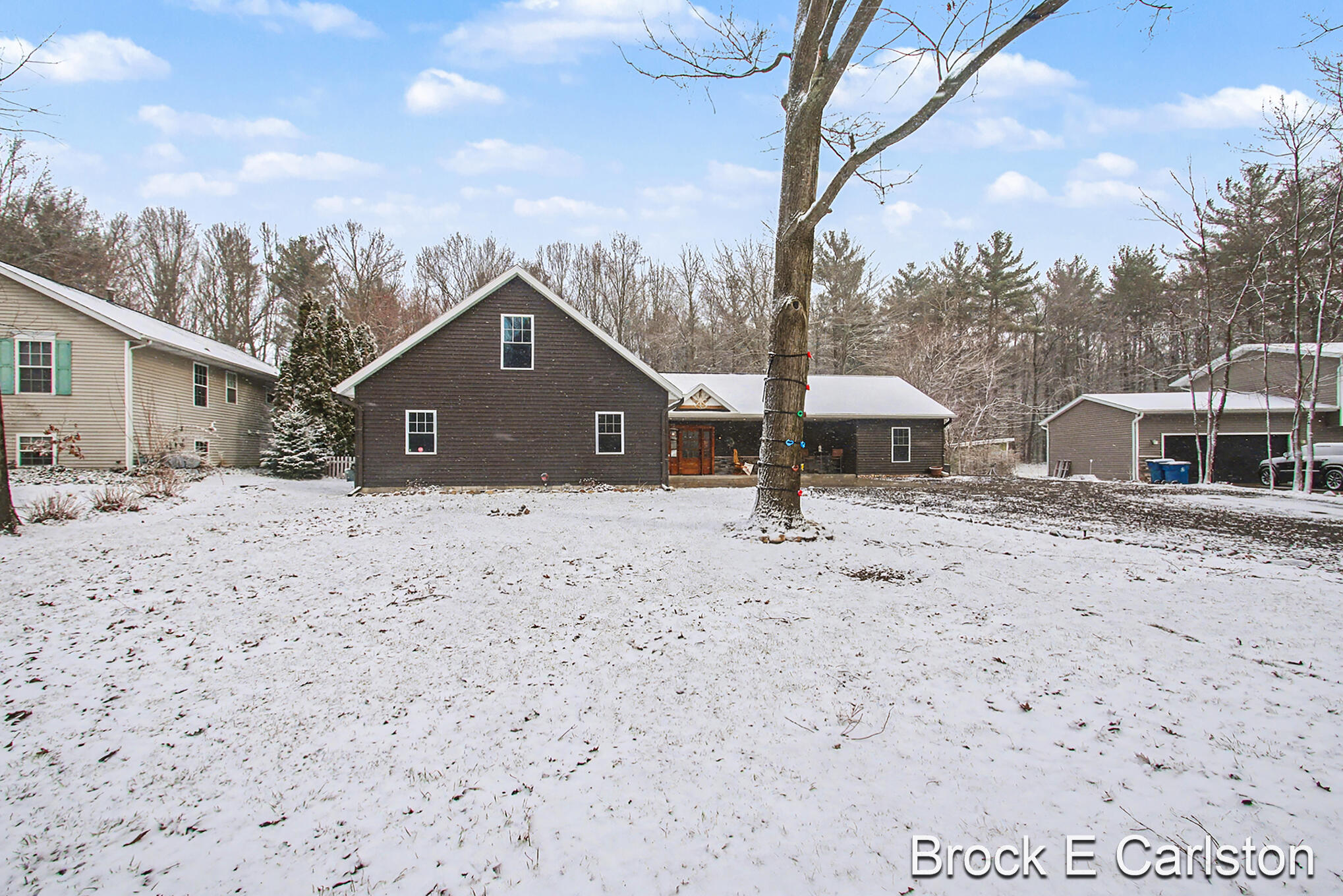 19200 Glendale Circle Spring Lake, MI 49456 - Photo 4 of 53 fm__019890