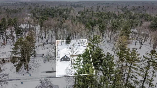 $559,900 | 19200 Glendale Circle, Spring Lake, MI 49456