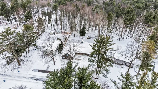 $559,900 | 19200 Glendale Circle, Spring Lake, MI 49456