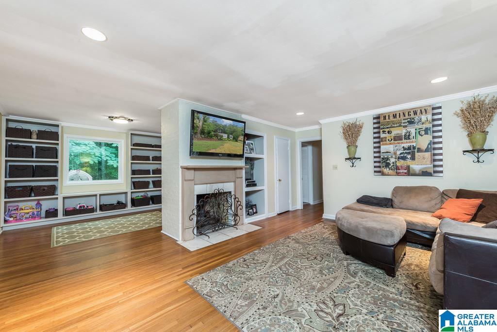 1348 Cresthill Road Birmingham, AL 35213 - Photo 4 of 16
