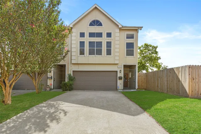 $2,850 | 5343 Kiam Street, Houston, TX 77007