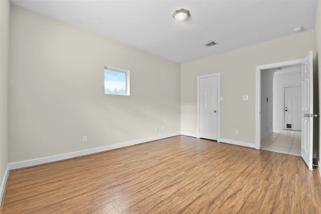 $2,850 | 5343 Kiam Street, Houston, TX 77007