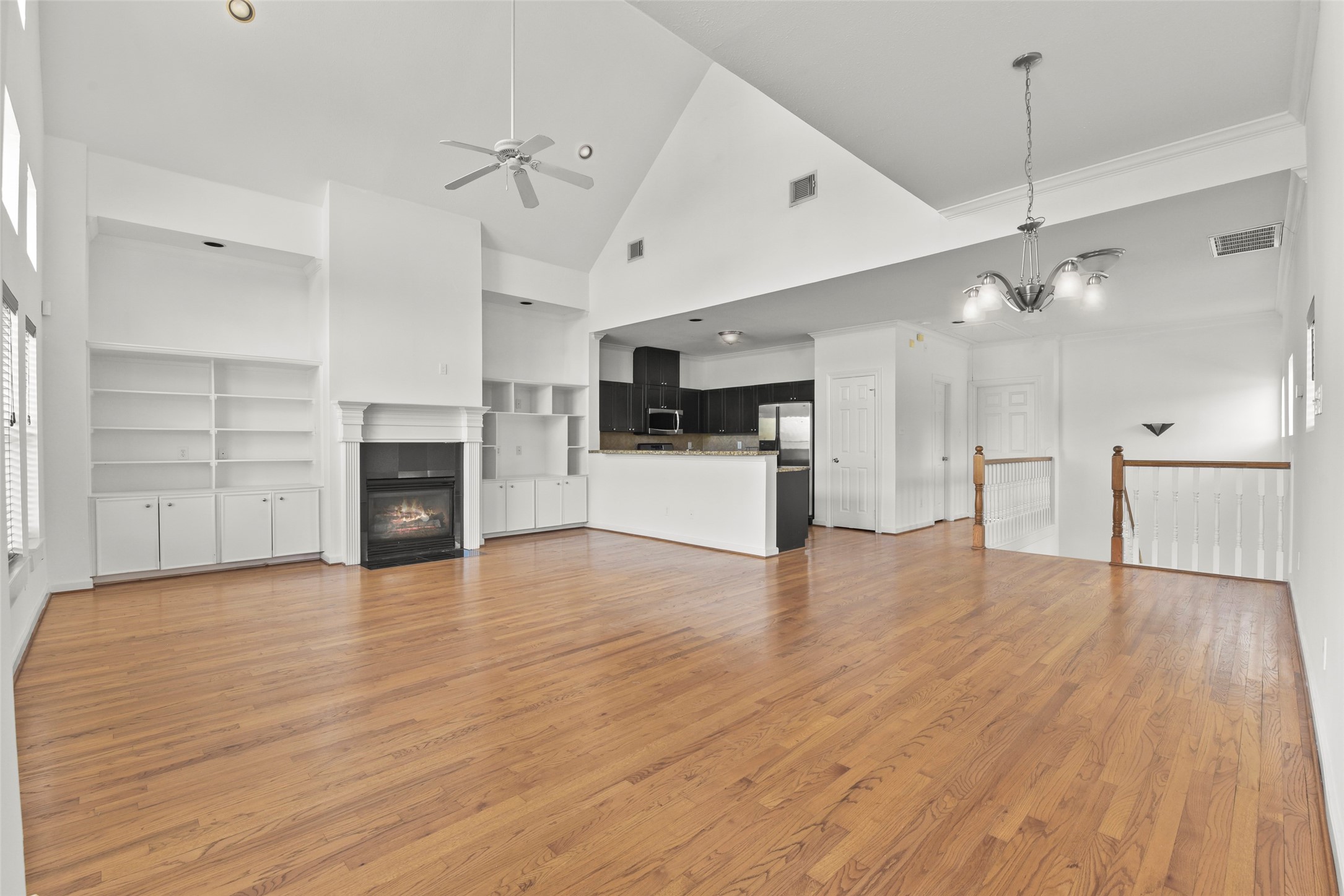 5343 Kiam Street Houston, TX 77007 - Photo 15 of 34