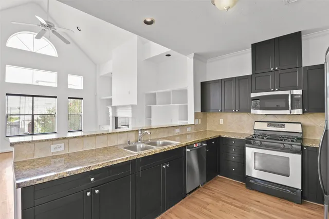 $2,850 | 5343 Kiam Street, Houston, TX 77007