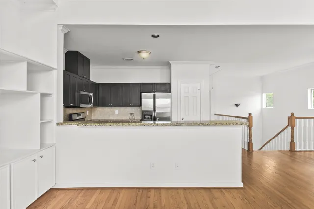 $2,850 | 5343 Kiam Street, Houston, TX 77007