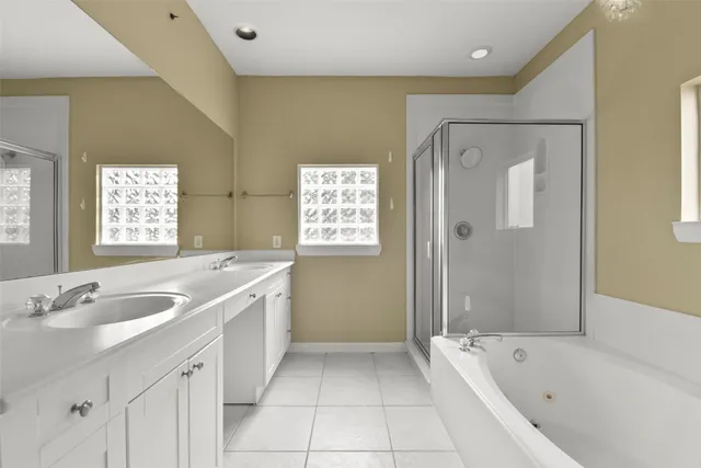 $2,850 | 5343 Kiam Street, Houston, TX 77007