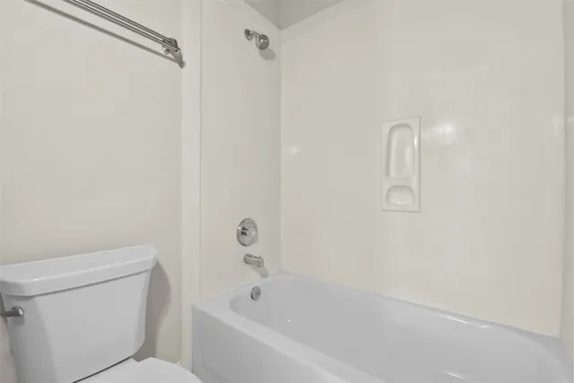 $2,850 | 5343 Kiam Street, Houston, TX 77007