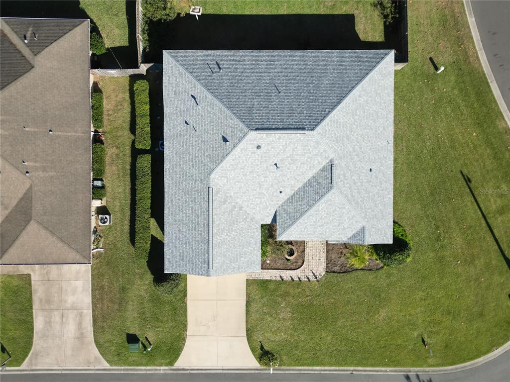 2301 Southeast 22nd Loop Ocala, FL 34471 - Photo 39 of 55 an aerial view of a house having yard
