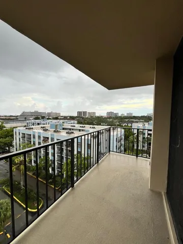 $2,300 | 1470 Northeast 123rd Street, Unit A801, North Miami, FL 33161