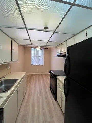 $2,300 | 1470 Northeast 123rd Street, Unit A801, North Miami, FL 33161