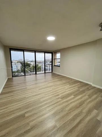 $2,300 | 1470 Northeast 123rd Street, Unit A801, North Miami, FL 33161