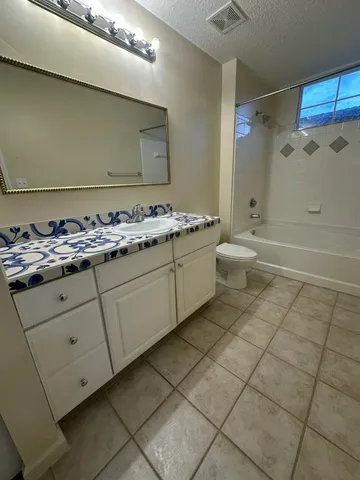 $2,200 | 9833 Baywinds Boulevard, Unit 7307, West Palm Beach, FL 33411