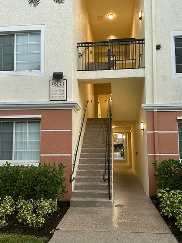 $2,200 | 9833 Baywinds Boulevard, Unit 7307, West Palm Beach, FL 33411