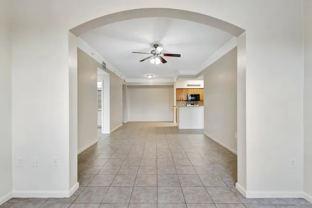 $2,200 | 9833 Baywinds Boulevard, Unit 7307, West Palm Beach, FL 33411