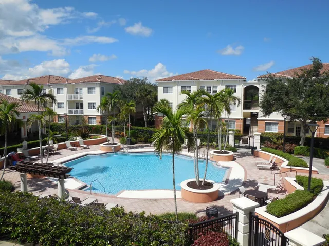 $2,200 | 9833 Baywinds Boulevard, Unit 7307, West Palm Beach, FL 33411