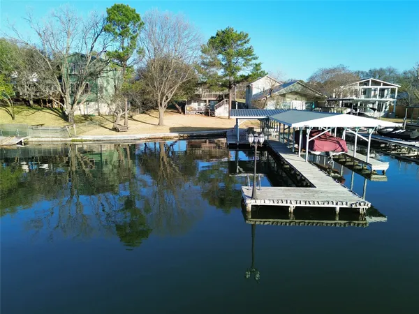 $1,250,000 | 146 Winding Way, Sunrise Beach, TX 78643