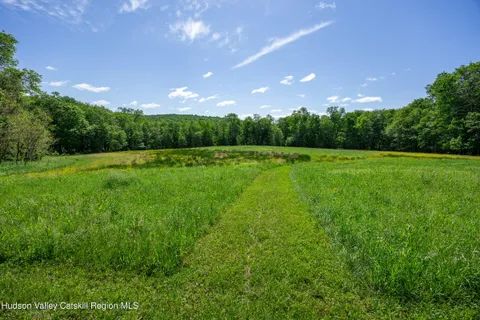 $1,250,000 | 90-92 Steam Hollow Road, Greenfield Park, NY 12435