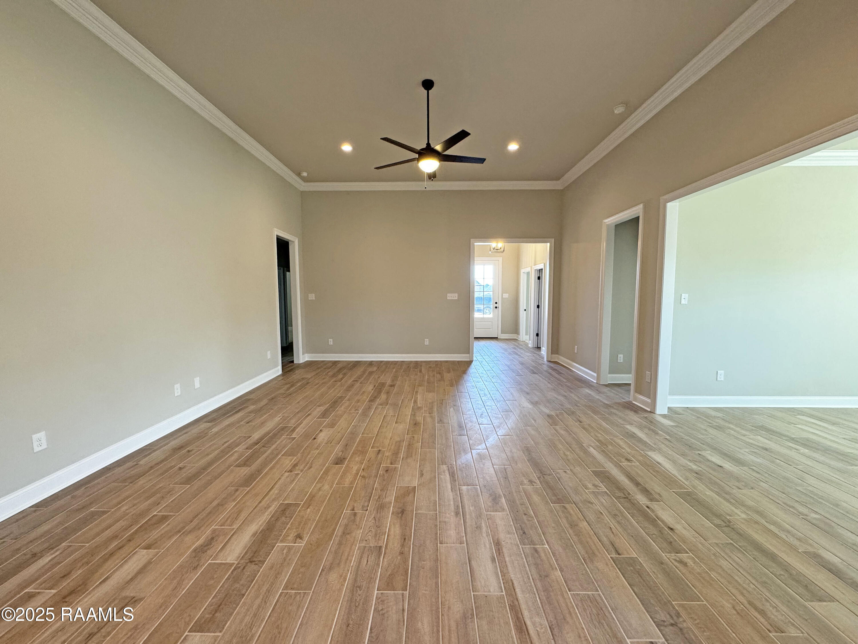 604 Breck Avenue Youngsville, LA 70592 - Photo 2 of 7 LIVING ROOM