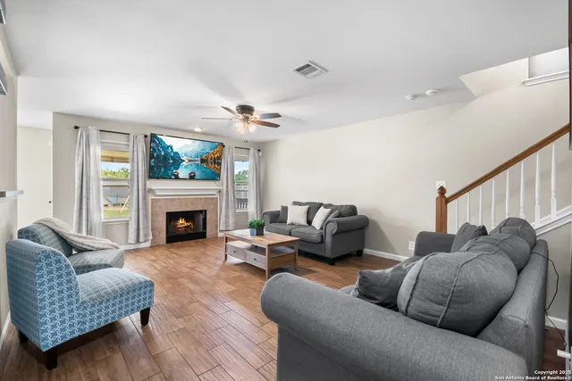 $334,999 | 14927 Wilmington, Selma, TX 78154